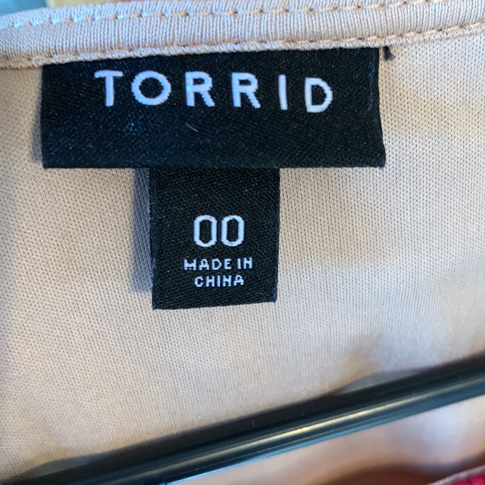 Torrid Red-Striped Peplum Blouse, size 00 (equivalent to size 10) - Picture 3 of 4